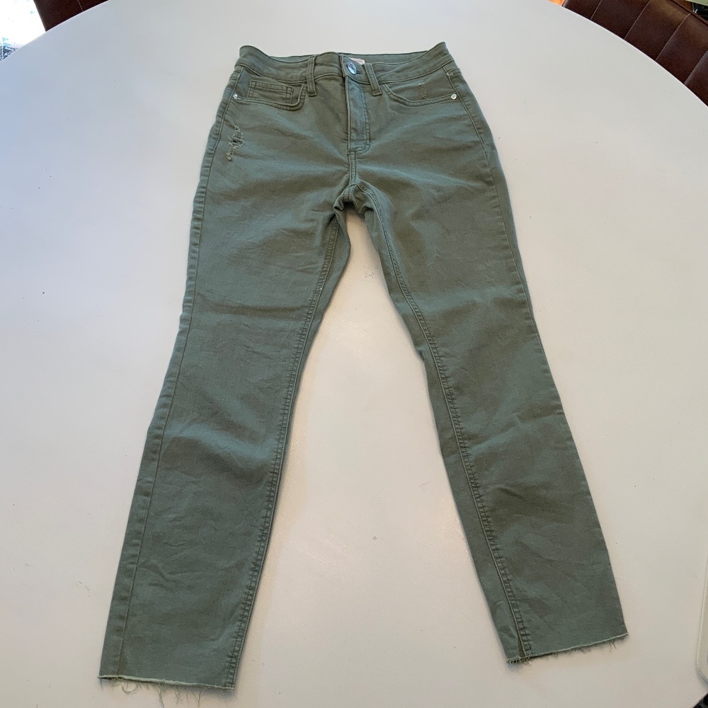 LC LAUREN CONRAD - Sage Green Denim Skinny Ankle Jean Size 2